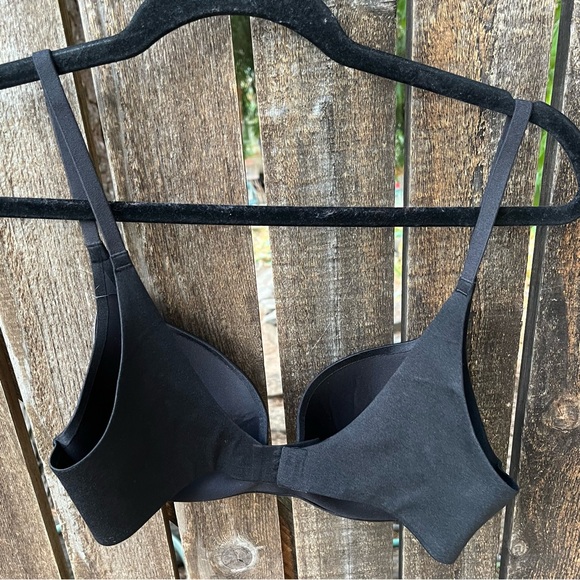 Victoria’s Secret Incredible Demi Lined Bra NWT In Black Sz 34C - Picture 8 of 14